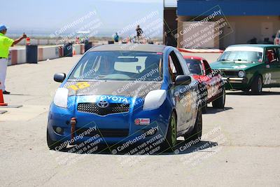 media/Apr-30-2022-CalClub SCCA (Sat) [[98b58ad398]]/Around the Pits/